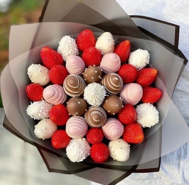 Strawberry kzt 876980 клубника 35 см