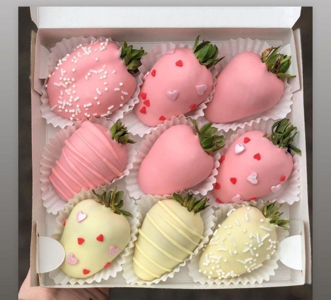 Maison Sweet Berry клубника в шоколаде 472839 20x20 см