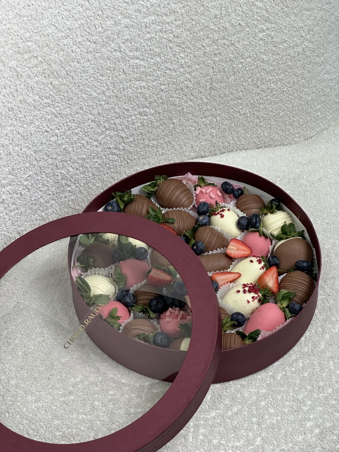 Клубника в шоколаде 30шт 30*20